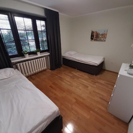 Warszawska Hotel เลกิโอโนโว ภายนอก รูปภาพ