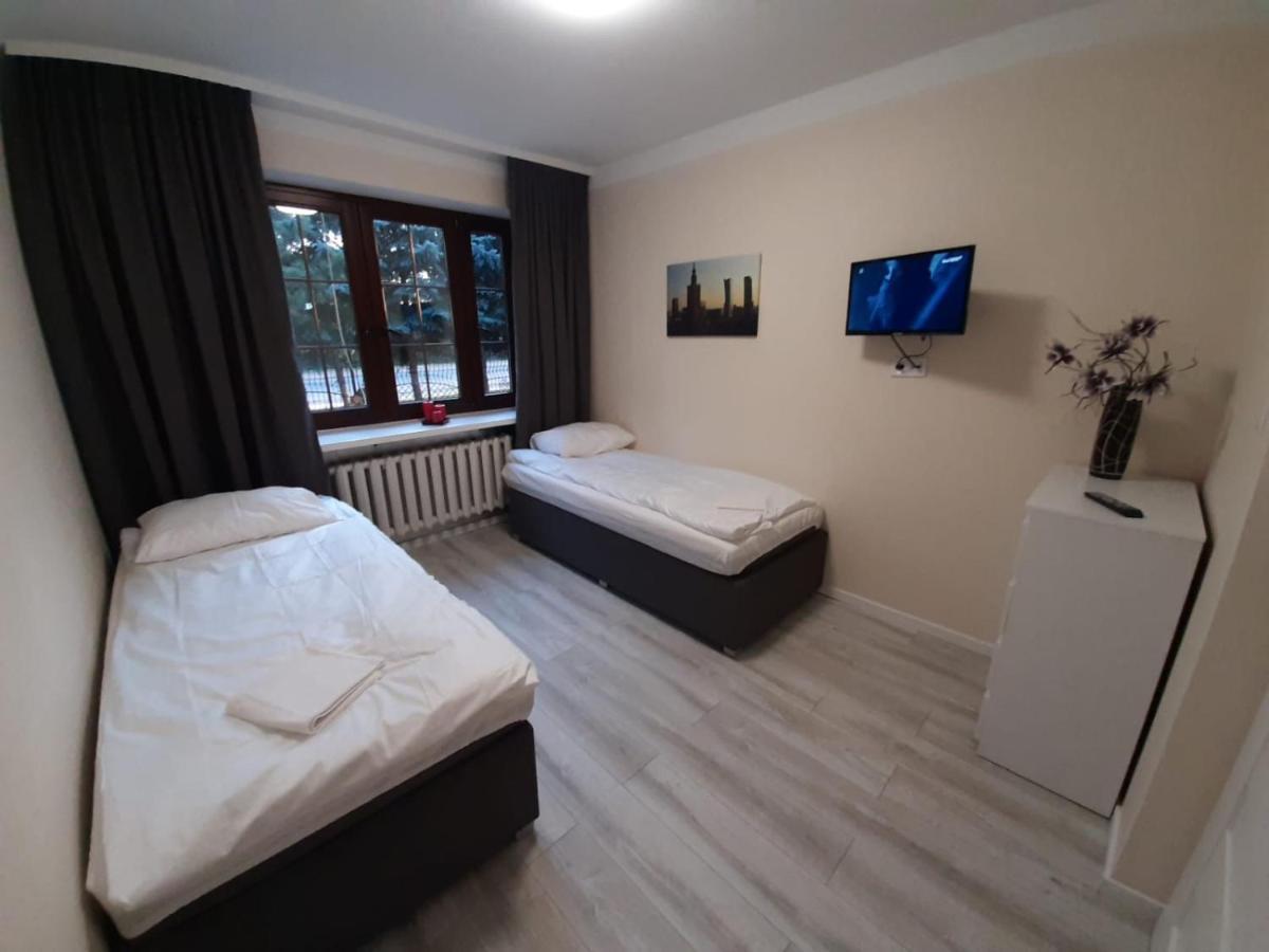 Warszawska Hotel เลกิโอโนโว ภายนอก รูปภาพ