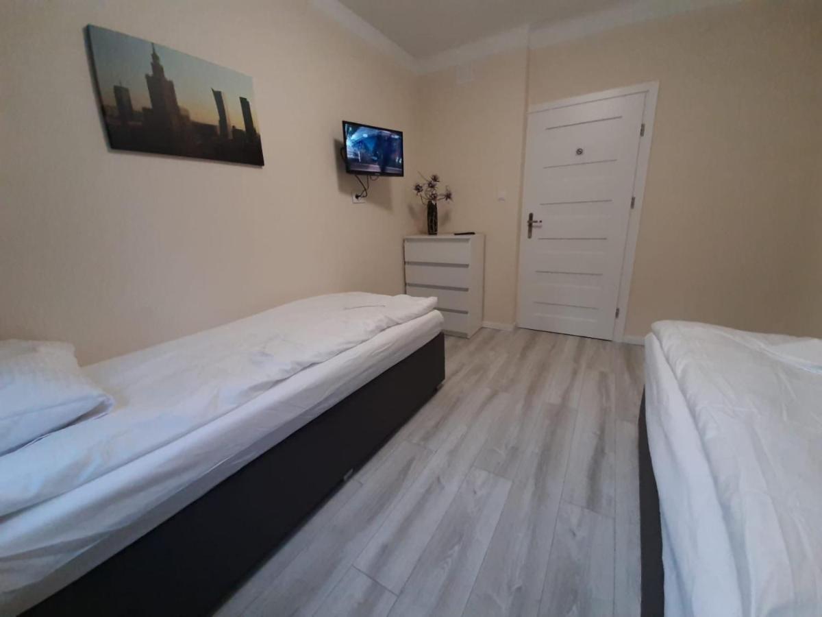 Warszawska Hotel เลกิโอโนโว ภายนอก รูปภาพ
